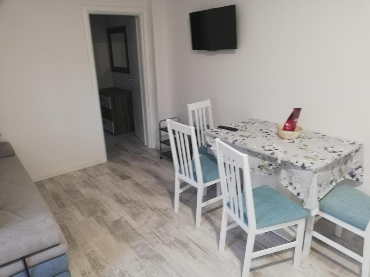 Apartments Villa Ravlic Makarska Exterior photo