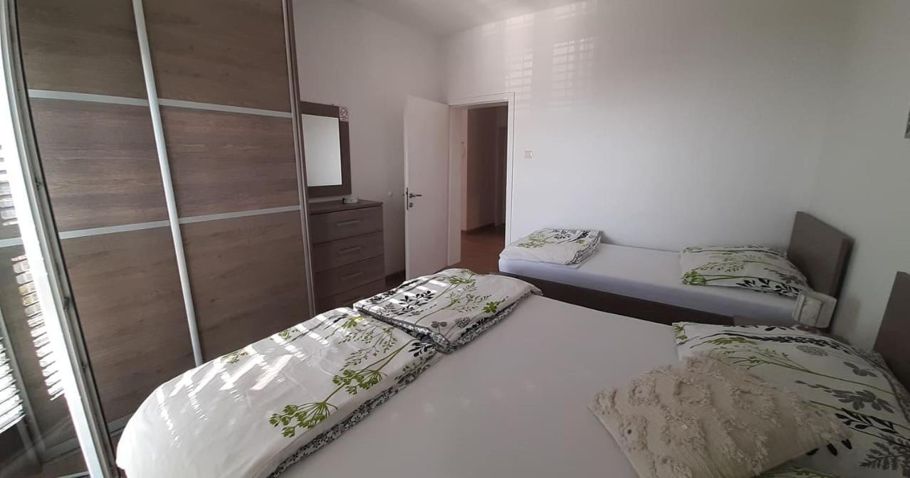 Apartments Villa Ravlic Makarska Exterior photo