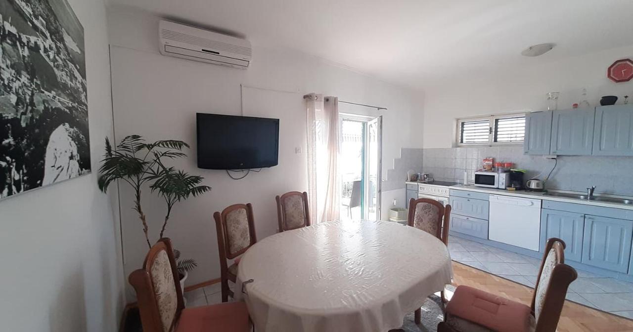 Apartments Villa Ravlic Makarska Exterior photo